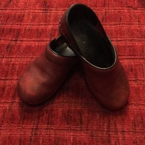 Red Dansko Clogs, size 36